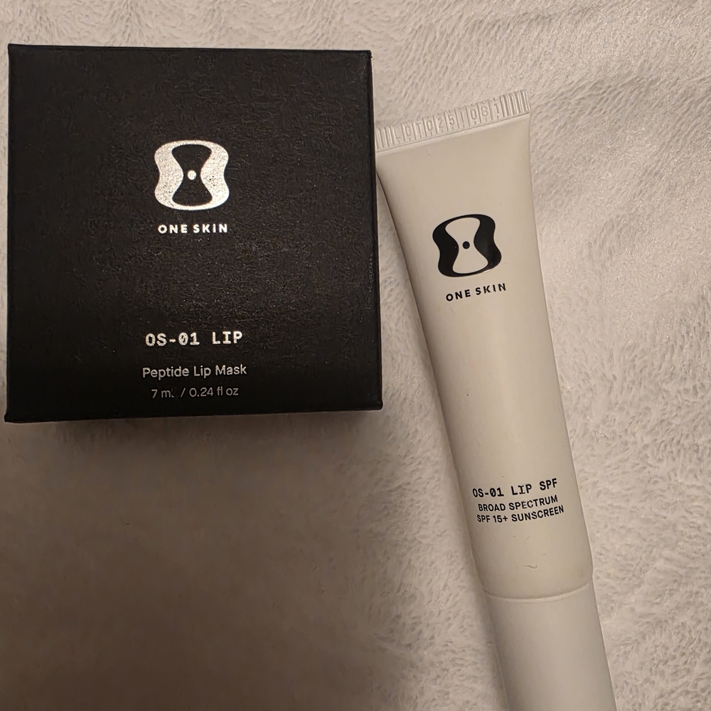 Peptide Lip Mask - White